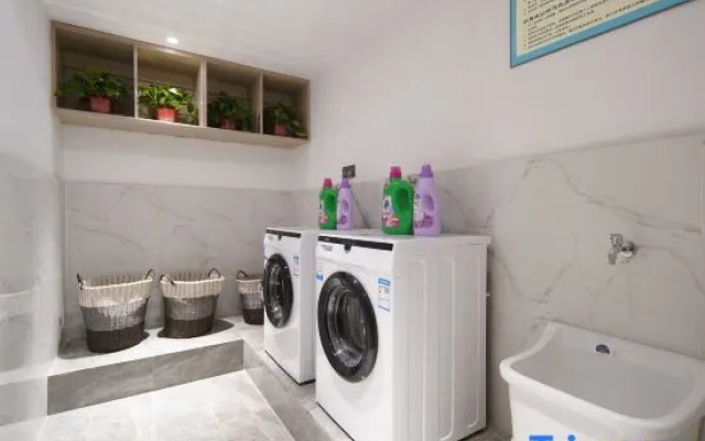 Magnotel Hotel (Yancheng Sheyang Wanda Plaza Shuangshanbei Road)