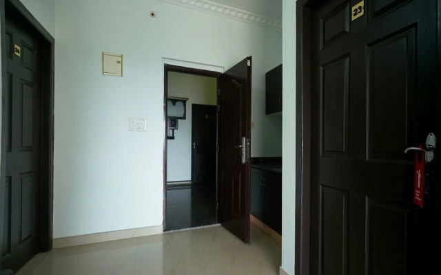 OYO 12224 Karoli Inn