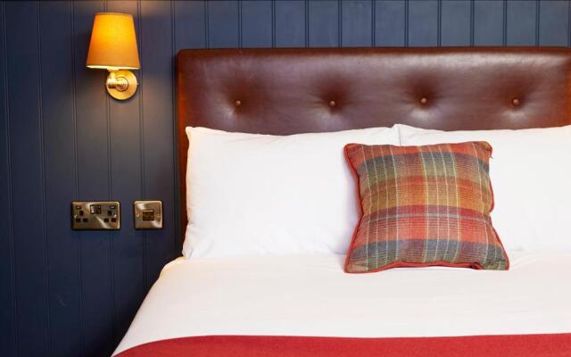 Castle Hotel by Chef & Brewer Collection