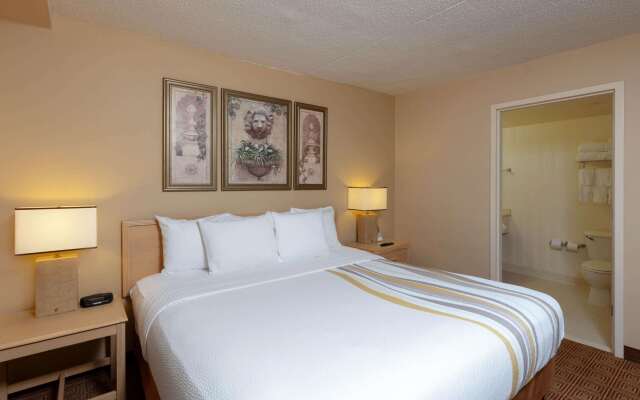 La Quinta Inn & Suites by Wyndham Garden City