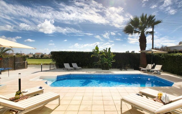 Villa Silverline