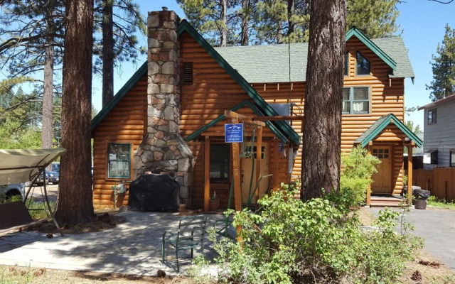 Azure Avenue Holiday home 1