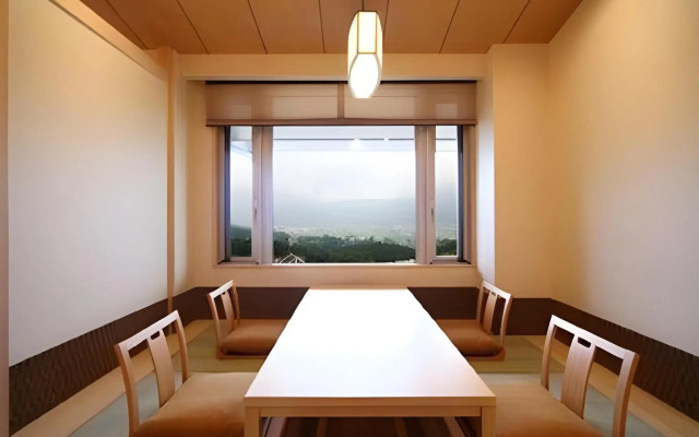 Asagirinomieru Yado Yufuin Hanayoshi