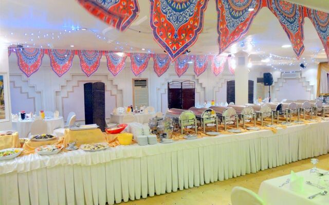 Al Seteen Palace Hotel