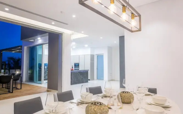 Cove Seaview Villas