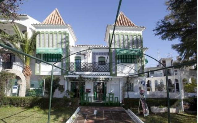 Hostal Almijara