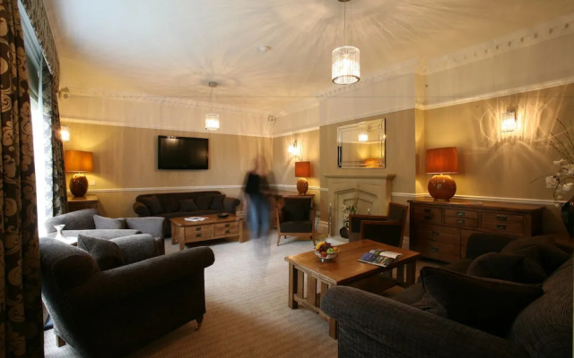 Fishmore Hall