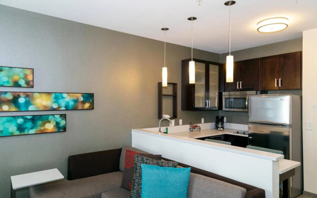 Residence Inn Cleveland Avon at The Emerald Event Center