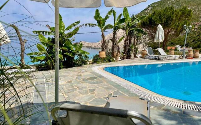 Petani Beach Suites