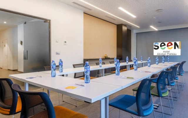 Seen Hotel Abidjan Plateau