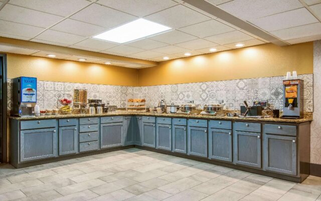 District 3 Hotel, Ascend Hotel Collection