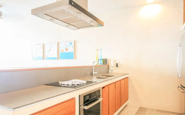 Sabor A Miel by Stella Rentals