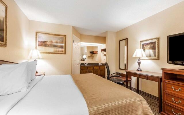 Quality Inn Decherd / Winchester