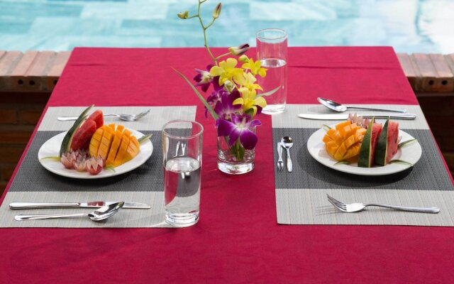 La Paloma Resort