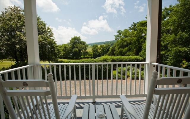 The Ashby Inn & Restaurant