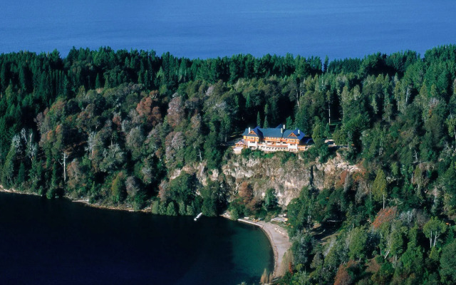 Isla Victoria Lodge