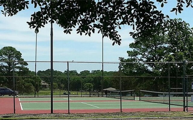 Southern Empress Lakeside Condominiums