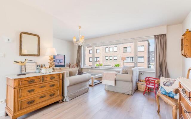 Spacious, warm and updated Home w parking & garden