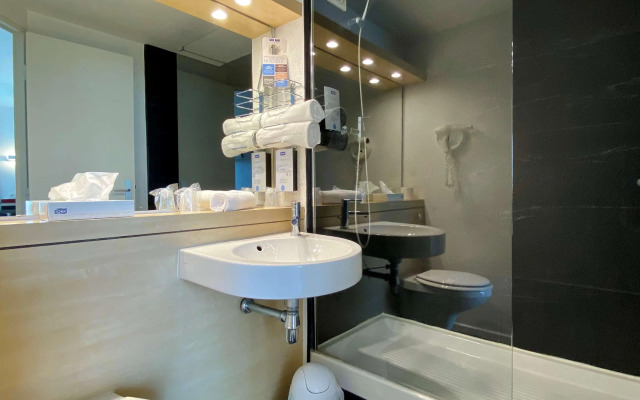 Ibis Styles Colombes Paris Ouest