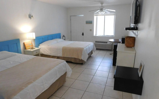 Nokomis Inn and Suites