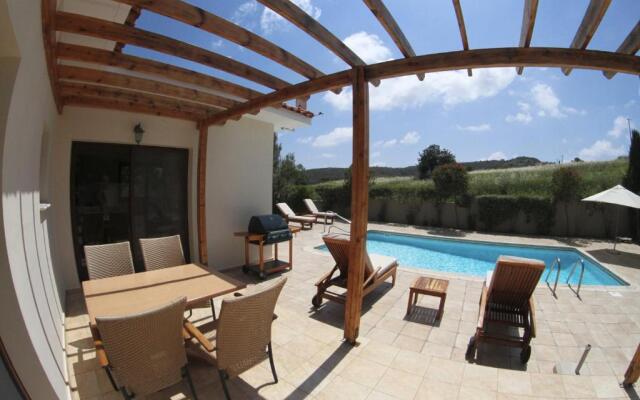 Eve Pissouri Xinisteri Villa