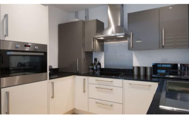 Tailored Stays  -  Executive Town House