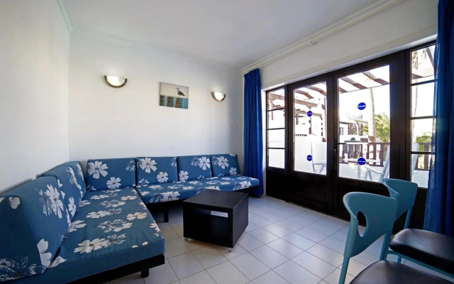 Apartamentos Plaza Azul
