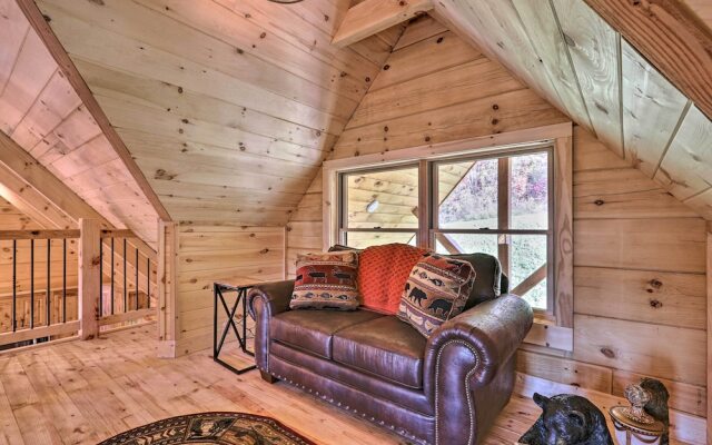 Spacious Mountain Retreat w/ Hot Tub + Views!