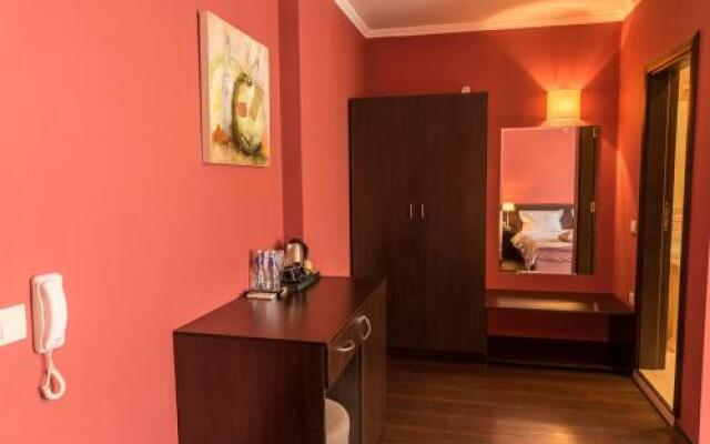 Family Hotel Pak Tam
