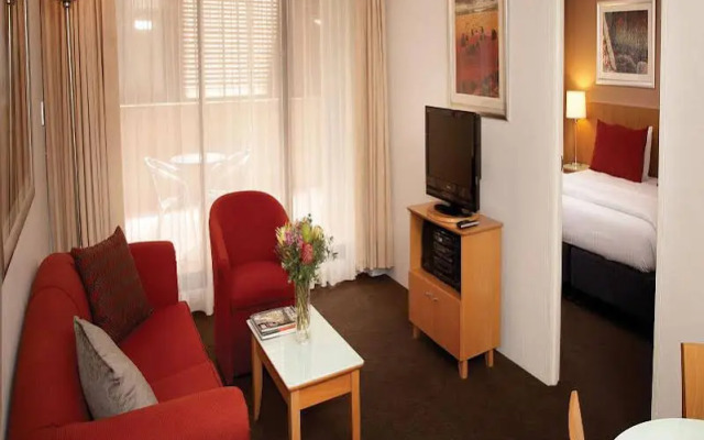 Adina Serviced Apartments Sydney Martin Place