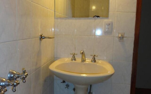 Hosteria Rio Toro Ara