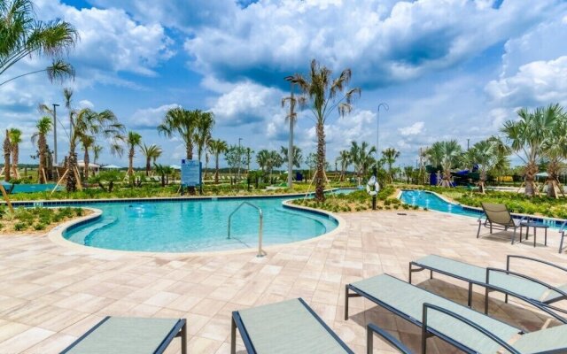 6 Bed 5 Ba Villa with Pool, Spa & Lake View