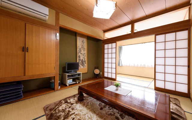 Yufuin Onsen Ryokan Jinnouchi