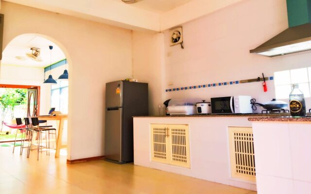 Hush Hush Cabiner - Hostel