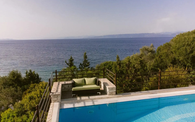 Anassa Mare