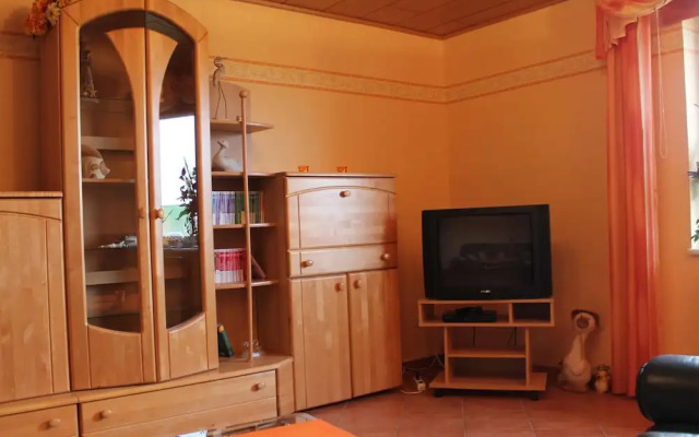 Gemuetliche Wohnung in Kroepelin mit Terrasse