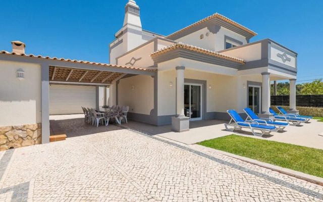 Villa Tavagueira in Guia