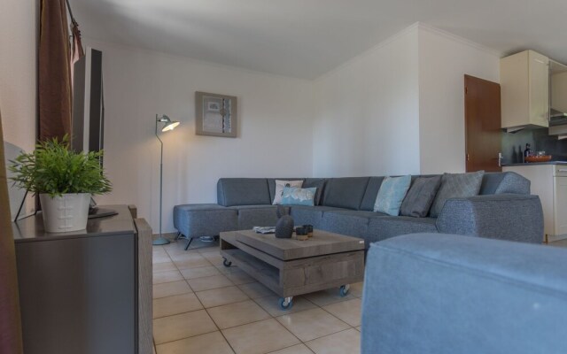 Alluring Villa in Beaufort With Swimming Pool