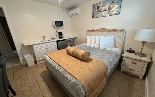 Beachside Resort Motel