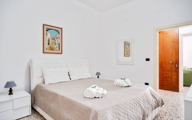 Maison Dupré Terrace Apartments