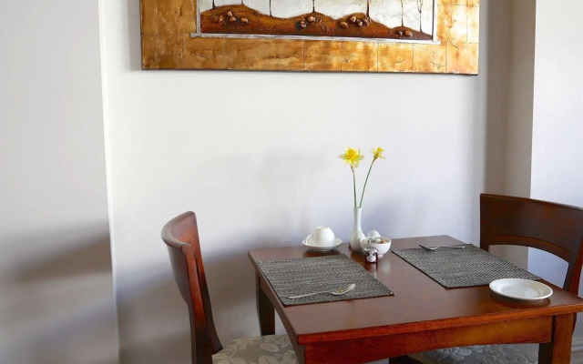 Redstone Guest House
