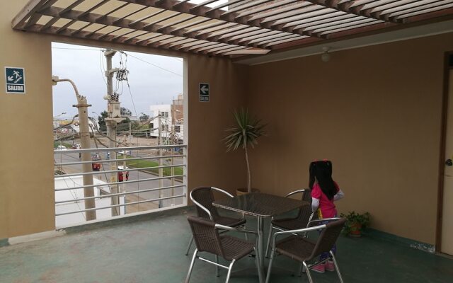 Hostal Shalom