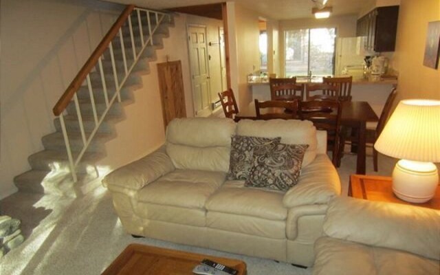 Pennay's at River Run