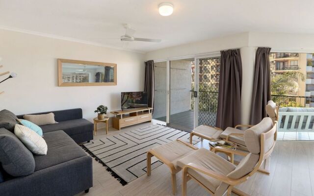 MAINSAIL8 - Mooloolaba Beach