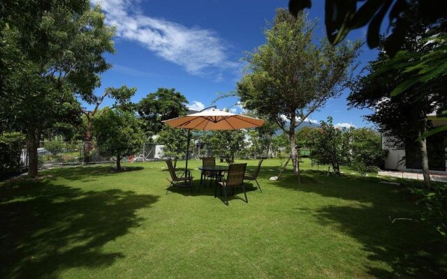 Mu Xia Beds and Breakfasts