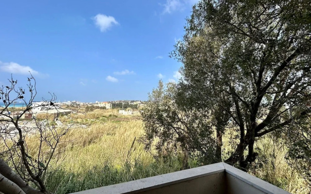 Vista 2-Bedroom Apartment in Batroun