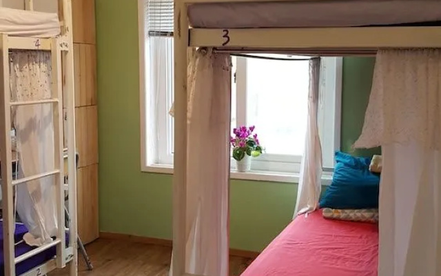 Lemon Tree Guesthouse 1 - Hostel