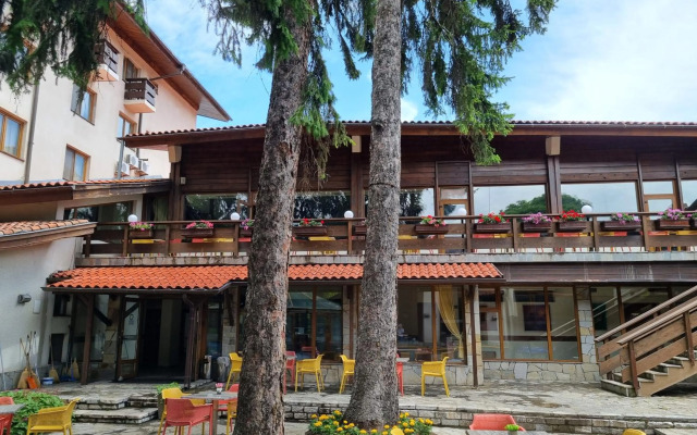 Hotel Pirin