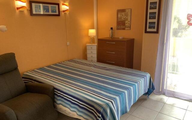 Appartement Balaruc-les-Bains, 1 pièce, 2 personnes - FR-1-571-20