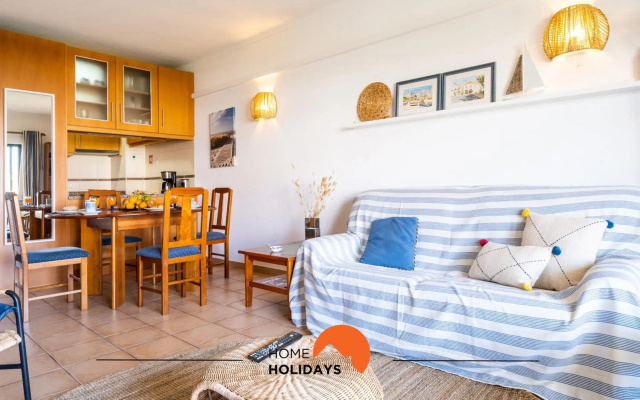 #014 Cozy Flat Only 5m Walk NewTown w pool